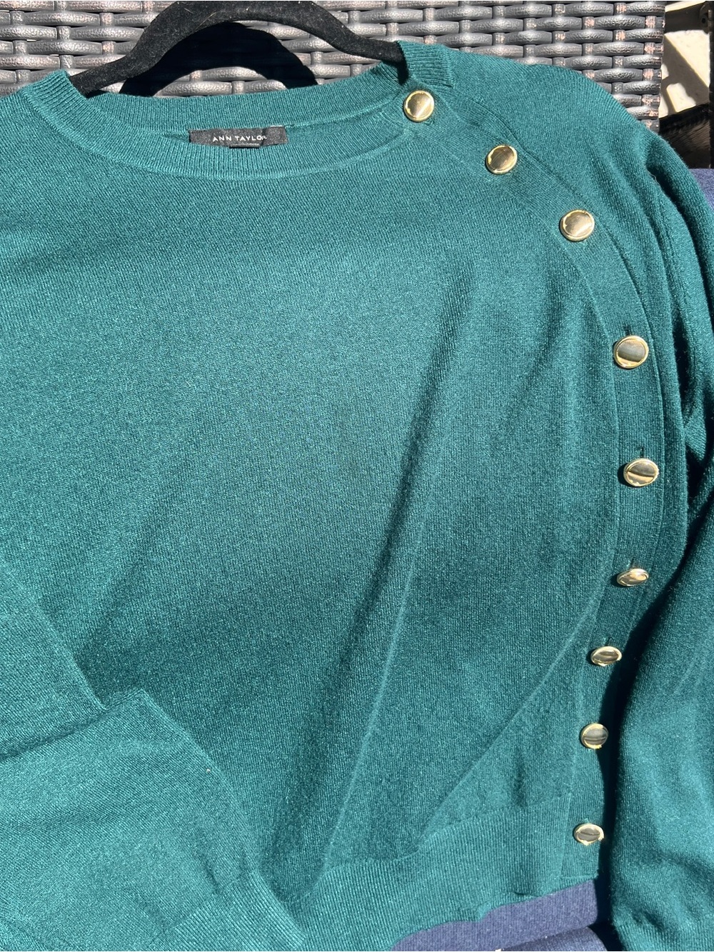 Ann Taylor| 💚Emerald Green Sweater with Decorative Gold Buttons - Picture 5 of 5